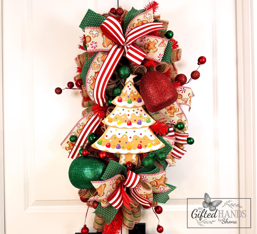 Christmas Swag Door Decor, Gingerbread Christmas Swag, Candy Theme ...