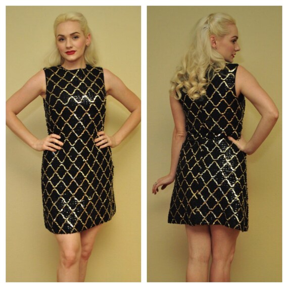 Black and Gold Vintage Sequin Shift Dress in Harlequin Diamond Print Short Mini Mid Thigh 60s Mod Style Dress Size Small 4