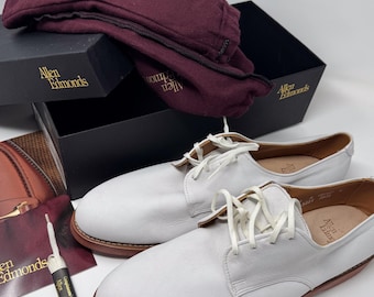 Allen Edmonds Orlean White Buck Derby Shoes Men's 13A USA Vibram Gumlite NOS