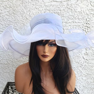 White Kentucky derby