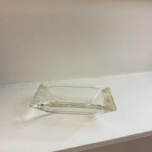 Cenicero de cristal de mediados de siglo