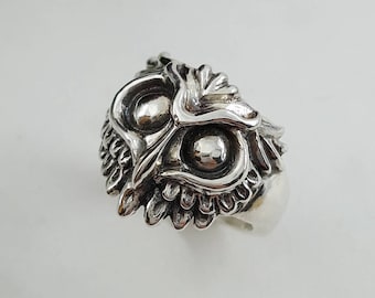 Owl Ring in Sterling Silver, Silver Owl Ring,  Athena Owl Ring, Goddess Ring, Woodland jewelry, Animal ring