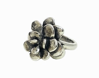 Succulent Ring in Sterling Silver, silver succulent jewelry, plant jewelry, silver cactus ring, botanical jewelry, silver nature ring