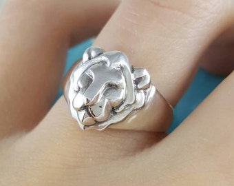 Lion Ring in Sterling Silver, silver lion head ring, lion ring silver, silver Leo ring, Leo zodiac ring, zodiac Leo ring, silver zodiac ring