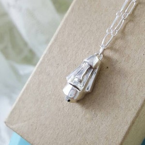 Moai necklace in Sterling silver, Easter Island head pendant, silver Moai pendant, silver easter island necklace, silver moai necklace