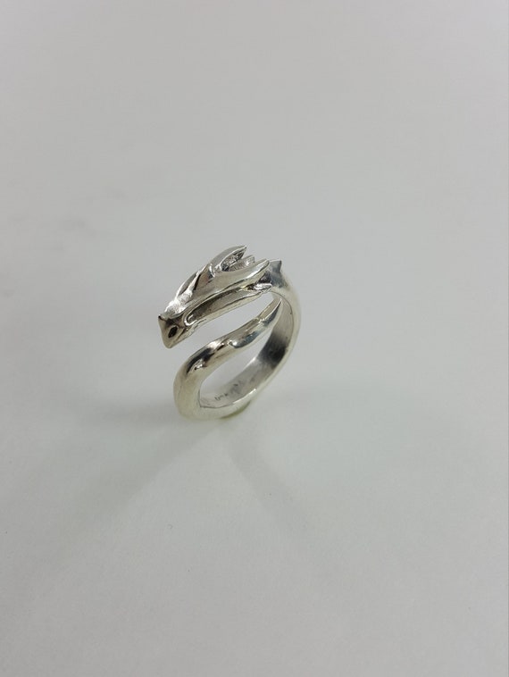 Dragon wrap cheap around ring