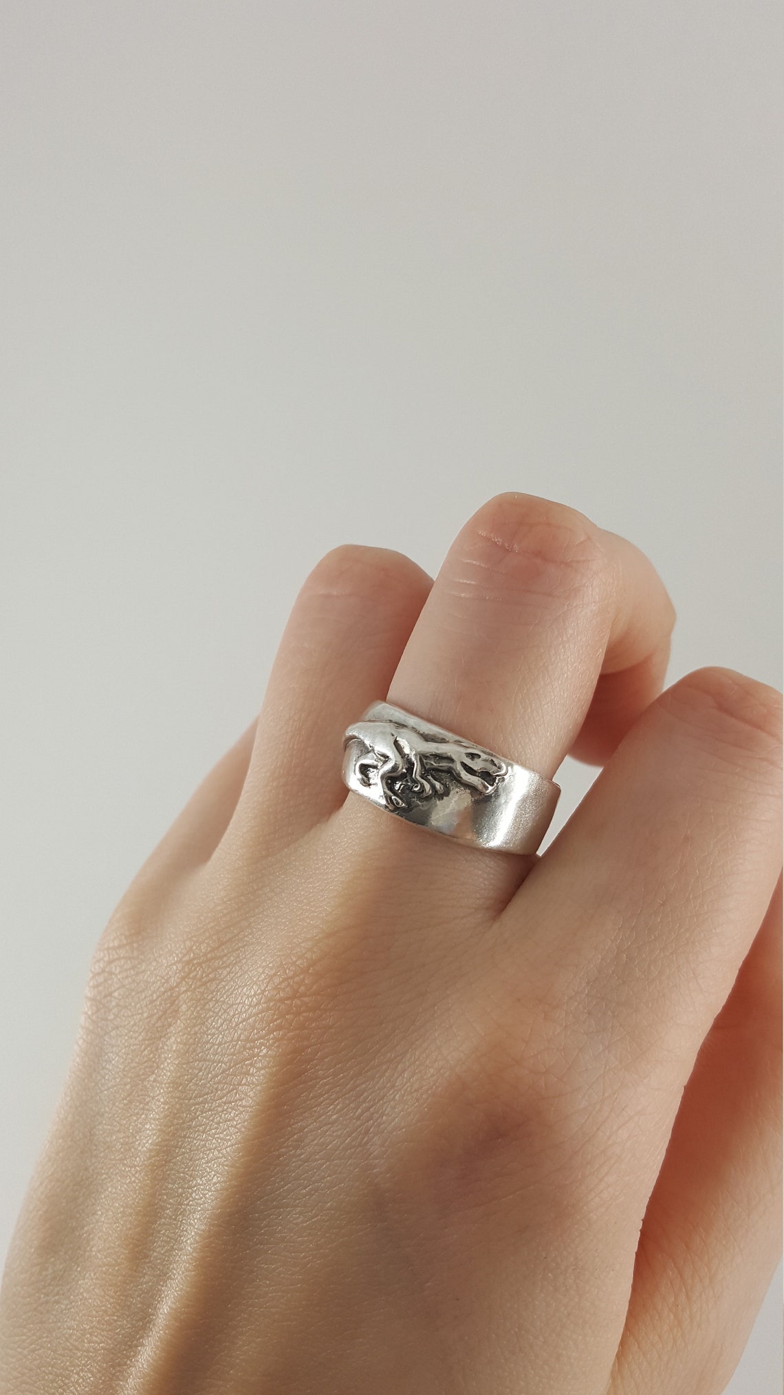 T-rex Ring in Sterling Silver, T Rex Ring, Wide Band Dinosaur Ring ...