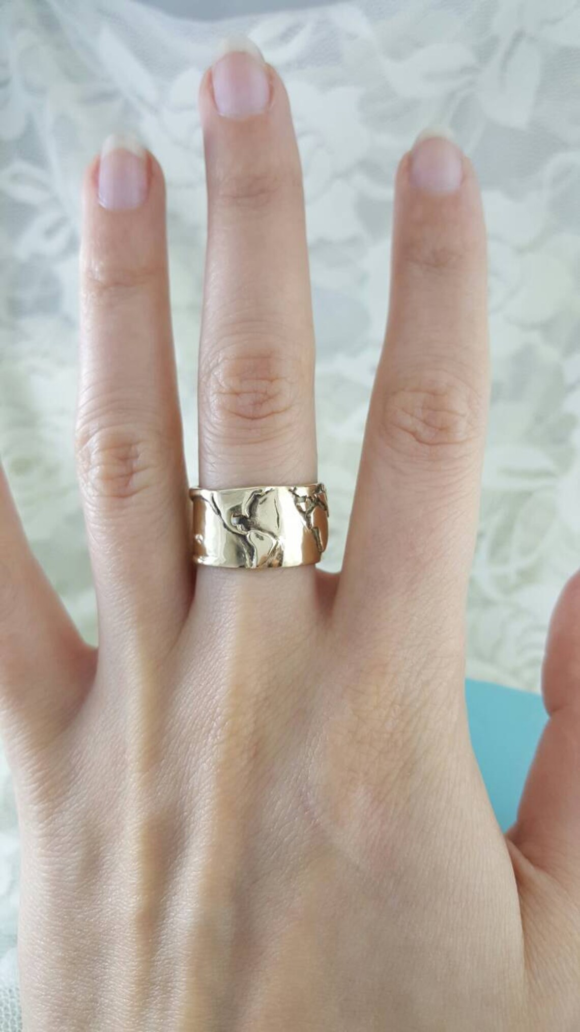 World Map Ring in Solid Gold World Traveler Ring Wanderlust Etsy