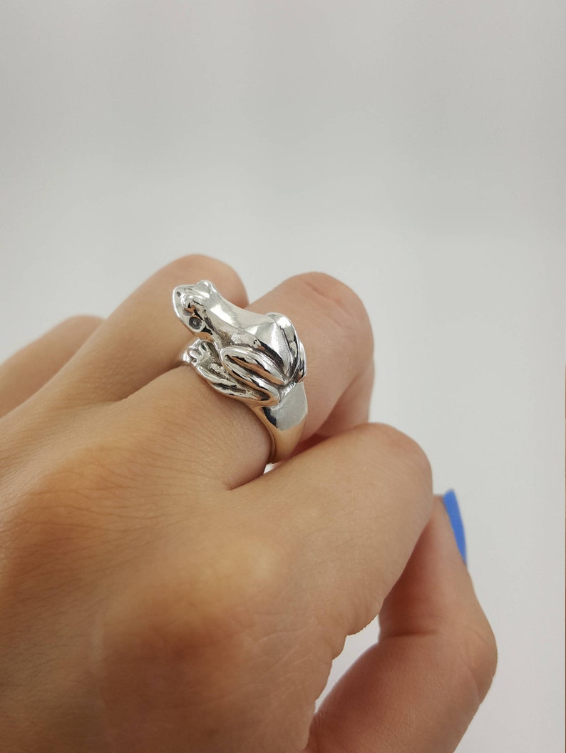 frog fidget ring