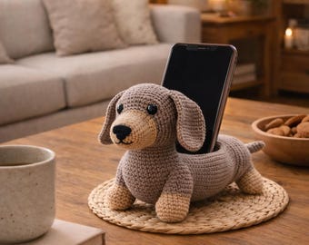 Crochet Dachshund Phone Holder Pattern PDF | Amigurumi Dog Phone Stand | Wiener Dog Desk Decor | DIY Gift for Dog Lovers