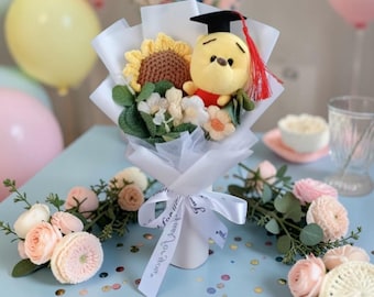 Peluche de remise des diplômes Winnie l'ourson, composition florale en dessin animé, cadeau souvenir