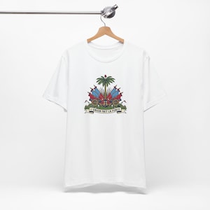 Haitian Coat of Arms L'Union Fait La Force T-Shirt | Haiti Emblem