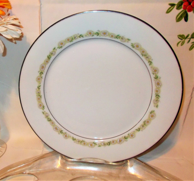 Vintage Noritake Trilby 6 Piece Place Setting Mid century Fine China Dinnerware Made in Japan Dishes