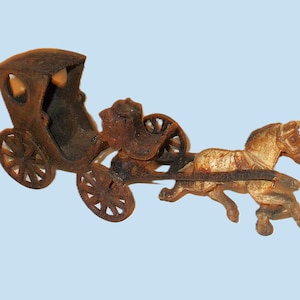 Antique Cast Metal Horse and Buggy Figurine: Americana Folk Art Decor