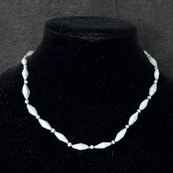 Vintage 1960s White Glass Bead Necklace Made in India New Old Stock Never Worn View 2