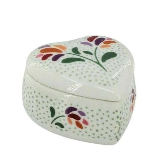 Vintage Galore Perfume Germaine Monteil Porcelain Heart Trinket Box “My Heart Is in the Country” Japan