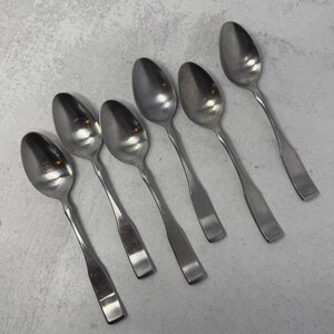 6 Reed & Barton REBACRAFT Stainless Flatware PROVENCAL Oval Place Spoons (Spoon Replacement) Soup Spoons