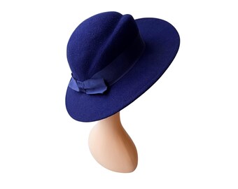 Wool Felt Fedora Hat with Large Satin Bow Vintage 1940 main image 4