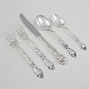 5 Piece Place Setting Affection (Silverplate, 1960) by ONEIDA SILVER NOS Dinner Fork, Salad Fork, Teaspoon, Oval Place Spoon, Dinner Knife