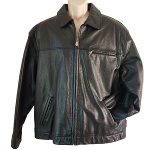 Roundtree and Yorke Leather Jacket - Etsy Roundtree and Yorke Leather Jacket - Etsy