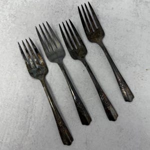 Antique MAYTIME Silverplate 6 1/4&quot; Salad Forks (1944) Set of 4, Wallace Silver, Harmony House, No Monos Collectible Flatware, Fork, Utensils