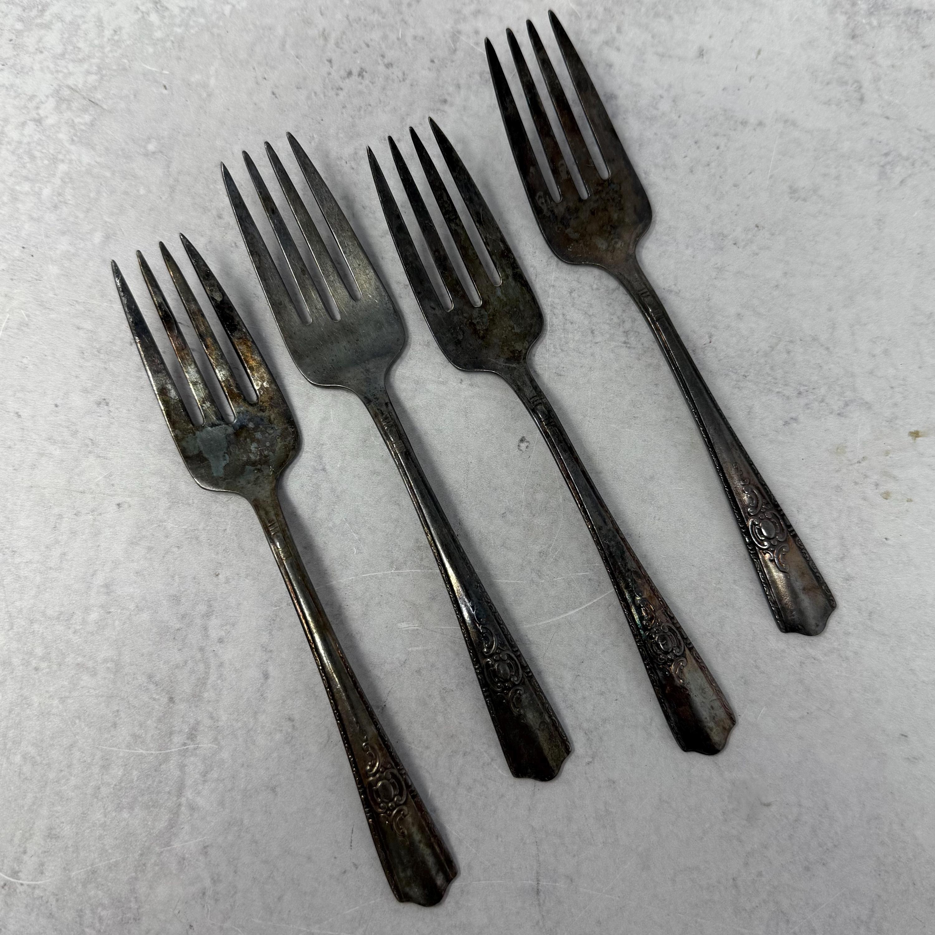 アンティーク MAYTIME シルバープレート 6 1/4 インチ サラダフォーク