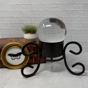 Vintage Wrought Iron Brown Metal Sphere Crystal Ball Stand Orb Stand Crystal Display Sphere Holder, Display Stand Sphere Display Altar Décor