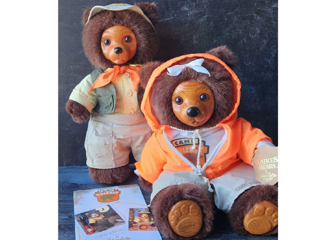 Set of 2 Raikes Bears CAMP GRIZZLY Hillary and Jeremy 1990, Teddy
