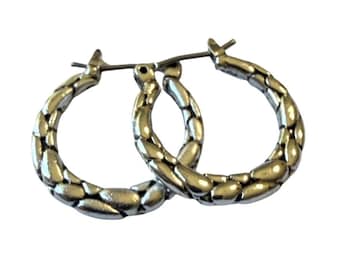Y2K Silver Tone Textured Pebble Hoop Earrings 3/4" D Nickel Free Hypoallergenic