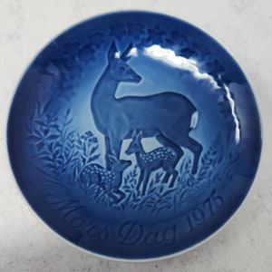 Bing & Grondahl Porcelain Mothers Day Plate Deer with Fawns Kids 1975, denmark, bing and grondahl plate, Royal Copenhagen