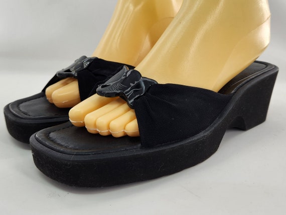 Vintage Donald Pliner Black Wedge Platform Sandal… - image 3