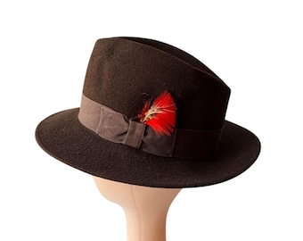 Fedora en micro-feutre de laine marron pour homme, style des années 1950, accent de plumes rouges