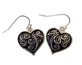 Y2K Vintage Bali Silver Tone Heart Filigree Dangle Earrings 1-1/8" Nickel Free