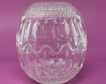 Vintage 2 pc clamshell crystal cut glass candy dish - two serving dishes in one starburst light reflection scalloped edge nesting