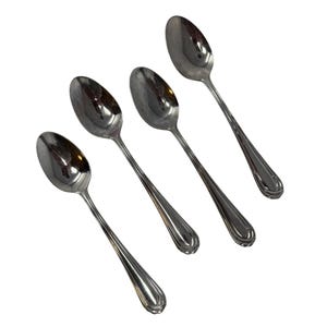 4 Vintage ovale Löffel OTTAWA Oneida Edelstahl Besteck, Vintage Besteck, Vintage Geschirr, 18/10, glänzend, liniert