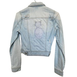 Girl&#39;s Vintage Light Jean Jacket EMBROIDERED JACKET Cat Kitty Spirit Animal Ribbon Embroidery Unique OOAK Vintage Jean Jacket Vintage Denim