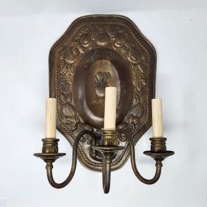 Vintage Antique Cast Bronze Electric Wired Wall Lamp Triple Armed Wall Light Sconce 3 Arm Wall Sconce 17 x 11.5 x 10&quot;, Home Decor, Knight