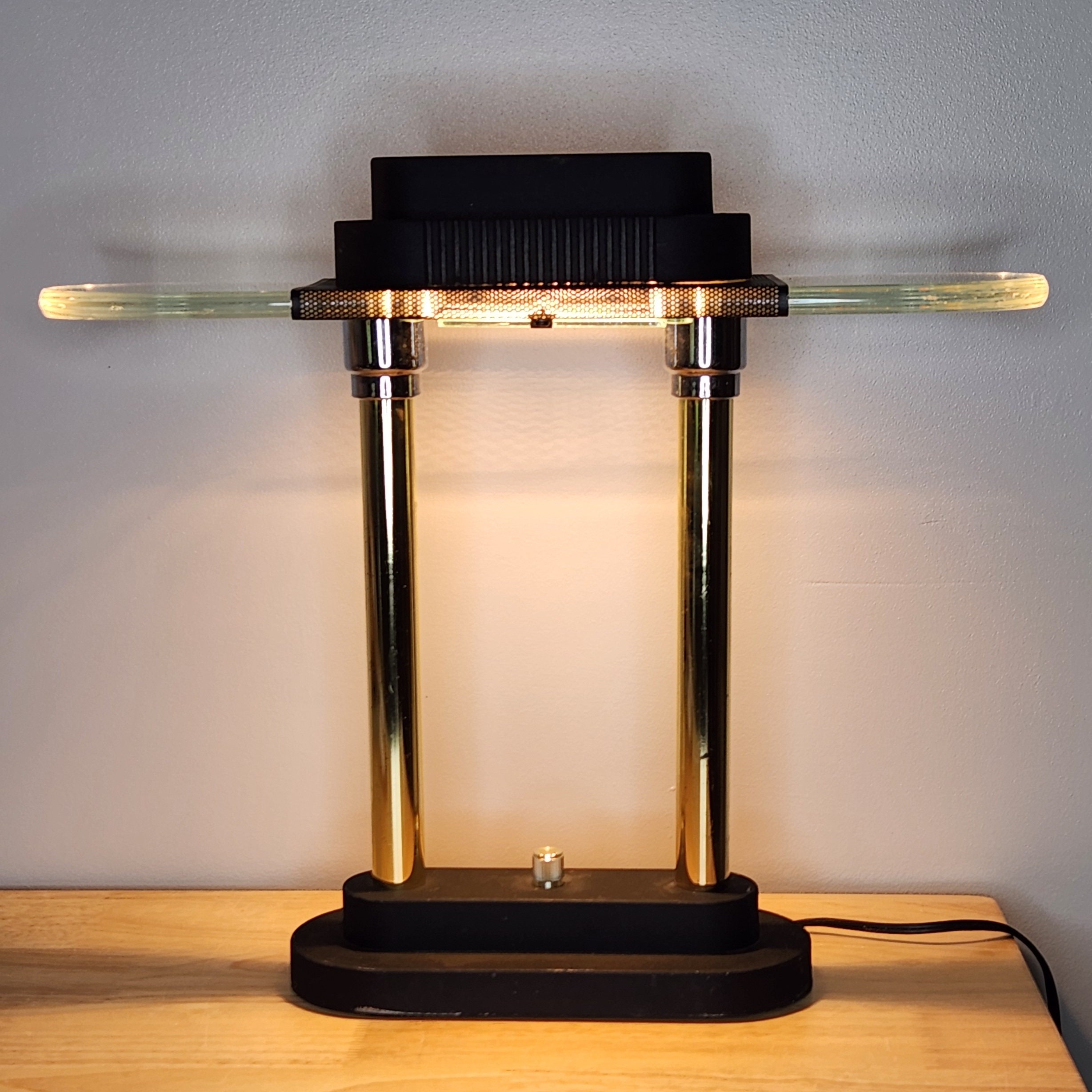 1990's National 照明 ポストモダン Halogen Desk Lamp ~ Art Deco Style ~ Robert Sonneman Design ~ UFO