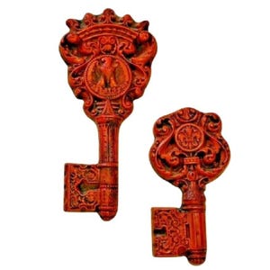 Vintage MCM Rust Red Chalkware Skeleton Keys Wall Décor | 2 Mid-Century 60s Decorative Accents | Unique Home Decor