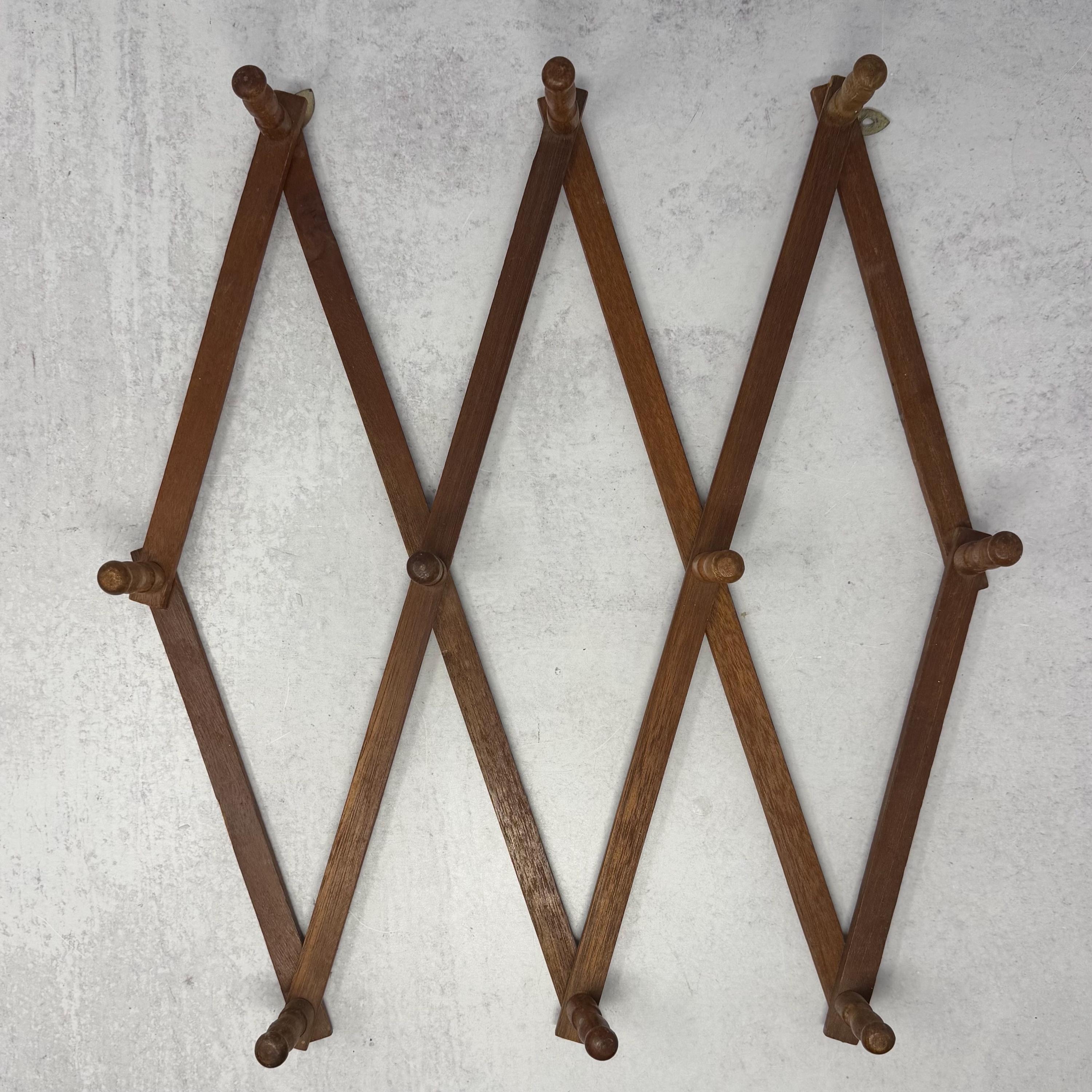 Wall Hat Rack Homode Accordian Wall Hanger, Expandable Coat Rack