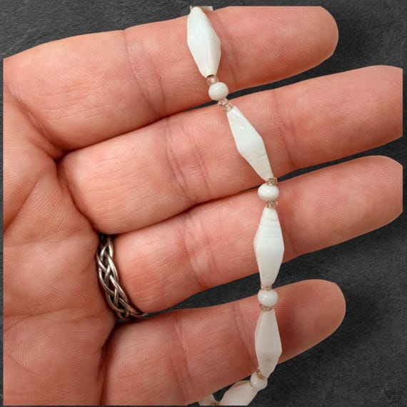 Vintage 1960s White Glass Bead Necklace Made in India New Old Stock Never Worn View 4