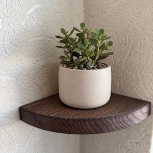 Luxury Floating Oak Corner Shelf, Hidden Bracket Wall Mount, Rounded Solid Wood Shelf, Stacked Corner Decor
