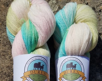 Hand Dyed Cashmere, Merino, Nylon fingering weight yarn, 435yds, 100g Sock yarn