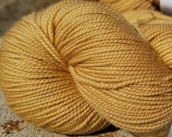 Naturally Dyed Merino Wool Yarn, Golden Fingering Weight, 400 yds