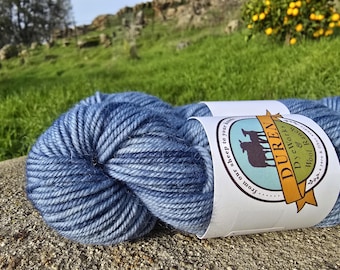 Non-super wash wool yarn, worsted weight, 109 yards, 4 ply, 50 g