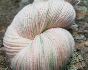 Hand Dyed Cashmere, Merino, Nylon fingering weight yarn, 435yds, 100g Sock yarn