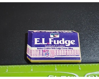 Vintage Keebler El Fudge Cookie Box Advertising Magnet