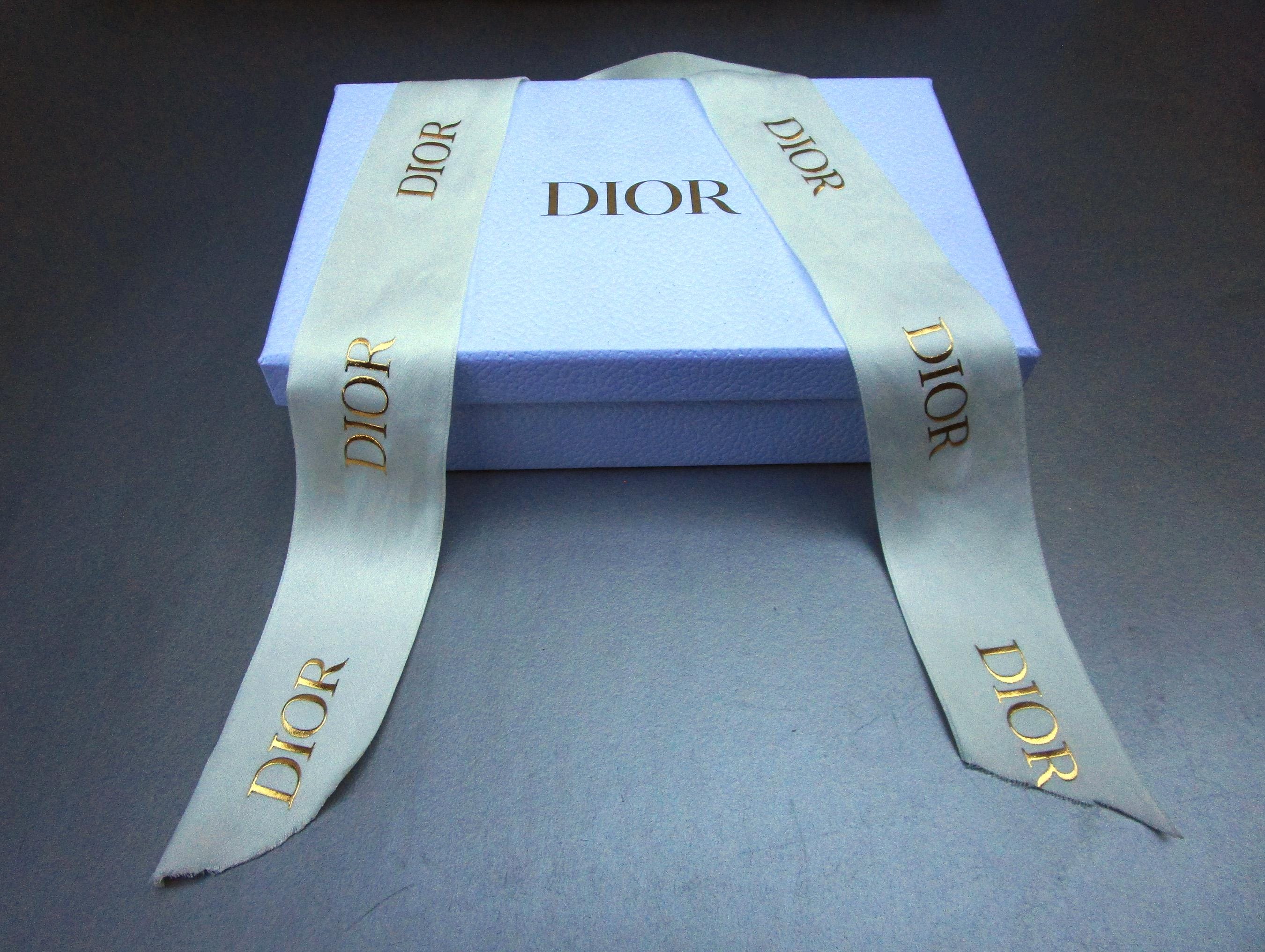 ディオールリボン1ロール50m❣️Xmas2021年 Christian Dior - 新品☆Dior クラッチ ギフトボックス リボン