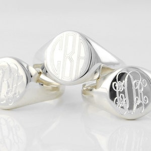 Monogram signet ring in solid sterling silver • custom minimalist personalized monogrammed engraved initials - Women's or Unisex signet ring