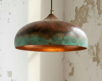 Lámpara colgante de cobre martillado, lámpara de techo oxidada con pátina verde, isla de cocina rústica de granja